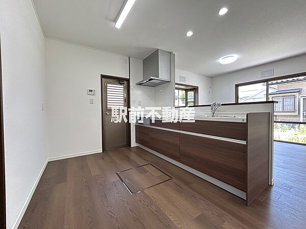キッチンを拡大表示