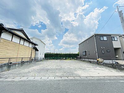 外観：建築条件はございませんので、お好きなハウスメーカーでの建築が可能です。