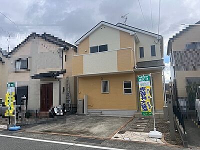 外観：2024年12月リフォーム完成済♪