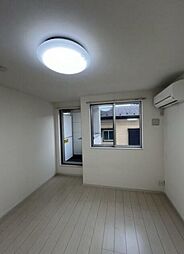 京急本線 花月総持寺駅 徒歩3分の賃貸アパート 2階1Kのリビング/ダイニング