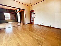 居間