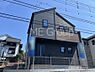 外観：◆1号棟◆～Exterior～　周辺には学校や買物施設もあり生活、子育てに適した環境が広がっています！「永住地」として、物件のご見学だけではなく、周辺の環境や通学できる学校についてもご相談ください！