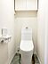 トイレ：～Toilet～　綺麗・スッキリ・快適なウォシュレット付トイレでくつろげる空間です。トイレは毎日使わざるを得ないもの。いつも清潔を保ちたいですね。スットク置場として便利な収納棚付き。