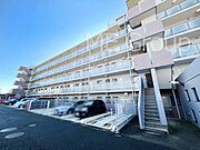 溢れる陽光でご家族の笑顔も輝く！採光と通風に恵まれた角部屋です。     