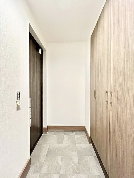 玄関を拡大表示