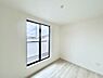 寝室：◆3号棟◆～Bed Room～　部屋数が多いのが戸建てのメリットです。ご家族が増えたことで手狭に感じていた住まいも戸建てでは各居室プライバシーを保つことができます。