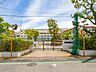 周辺：中学校 2080m 市川市立第六中学校