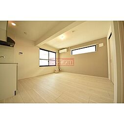 オークプレイス三軒茶屋 501 5階2DKのリビング/ダイニング