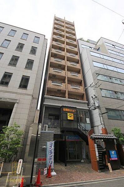 ジューム南船場 ｜大阪府大阪市中央区南船場2丁目(賃貸マンション1LDK・2階・35.18㎡)の写真 その1