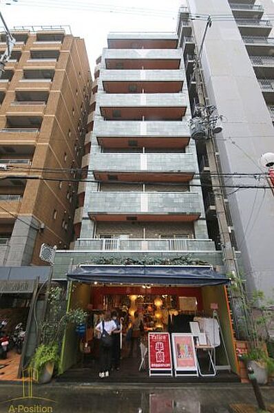 ラ・シェネガ心斎橋 ｜大阪府大阪市中央区西心斎橋2丁目(賃貸マンション1K・4階・28.62㎡)の写真 その1