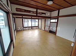 居間