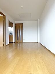 パルテールＡ 302 3階2LDKのリビング/ダイニング