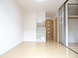 ユーメ・ハイム 103 1階1LDKのリビング/ダイニング