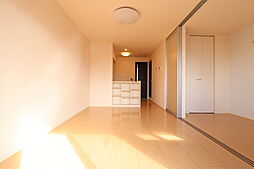 ウィステリア 203 2階1LDKのリビング/ダイニング