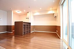 ルミウス　B 302 3階3LDKの室内
