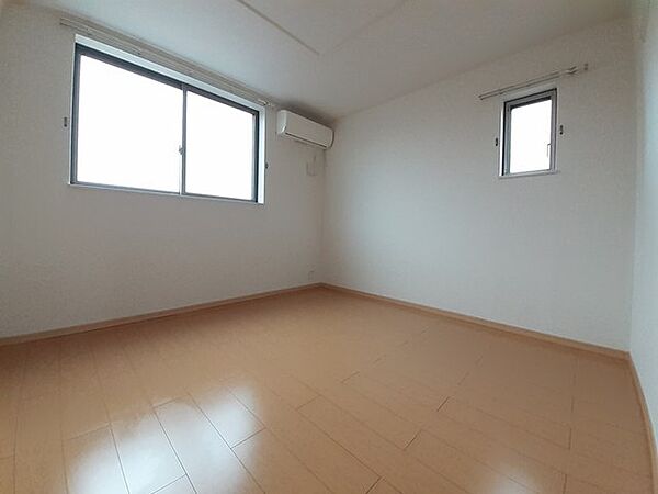 apartment 茨城県鹿嶋市大字宮中98-1
宮中の賃貸情報を見る
物件地図