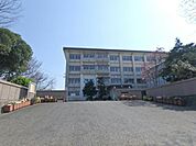 大分市立大東中学校大分市立大東中学校校訓　自立・実行・協力児童数　1306人(2023年度)教職員数　　70名(2023年度) 3230m