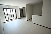 同物件別号室のものです。