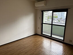 広島高速交通アストラムライン 中筋駅 徒歩3分の賃貸マンション 5階1Kのリビング/ダイニング