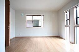 広島電鉄8系統 江波駅 徒歩10分の賃貸アパート