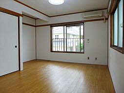 居間