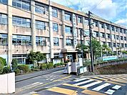 広木小学校広木小全児童数675名28学級（R3年度）キャッチフレーズは「明るいあいさつ、元気な歌声、花いっぱいの広木小」 1050m