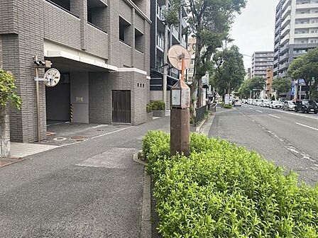 出入りしやすい前面道路!