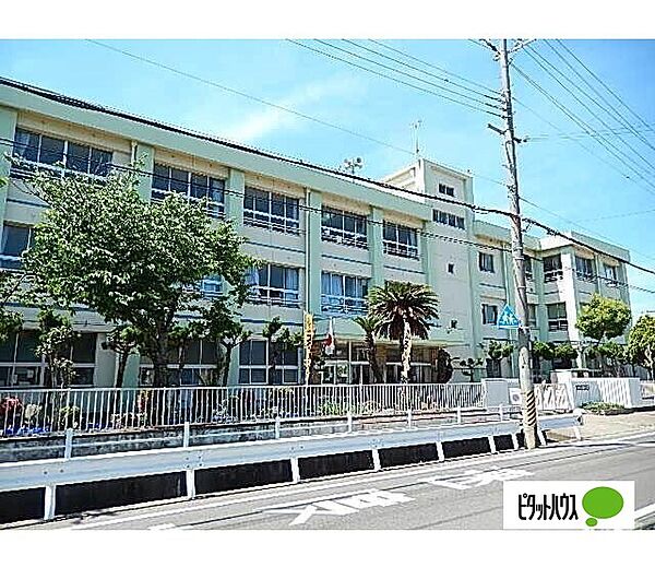 画像26:小学校「和歌山市立福島小学校まで392m」