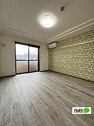 レ・シルフィード 103 1階1Kのリビング/ダイニング