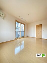 パーチェ寿 102 1階ワンルームのリビング/ダイニング