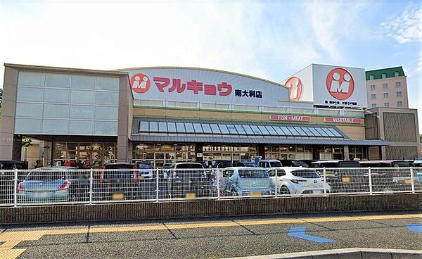 周辺を拡大表示