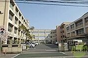 明石市立望海中学校 835m