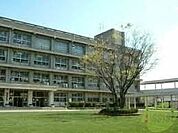 明石市立大蔵中学校 671m