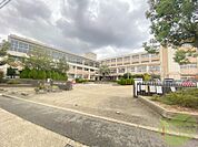 明石市立和坂小学校 2448m