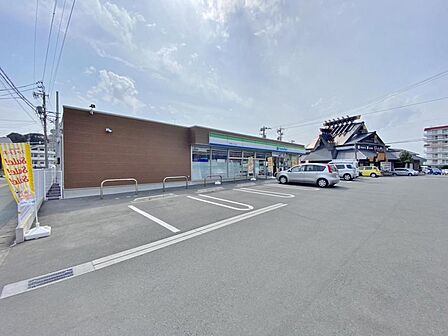 ファミリーマート 浜松鴨江二丁目店（350m）