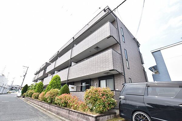 アンプルールフェールルミエール富木 ｜大阪府高石市取石3丁目(賃貸アパート1LDK・3階・37.68㎡)の写真 その1