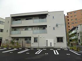 ヴィーロ　キャピターレ  ｜ 岡山県倉敷市稲荷町（賃貸マンション2LDK・1階・75.60㎡） その1