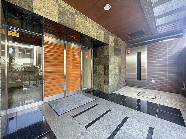 エントランス サンクタス有栖川 2階/-