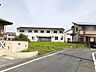 外観：前面道路含む現地写真