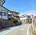 外観：前面道路含む現地写真