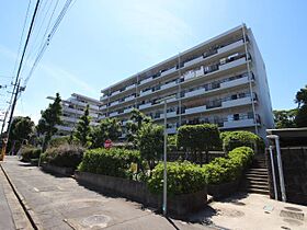 千葉県柏市東中新宿4丁目（賃貸マンション2LDK・6階・65.76㎡） その1