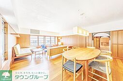 秀和北青山レジデンス 3階2LDKのリビング/ダイニング