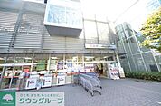 オーケー 徒歩8分。 600m