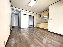 居間