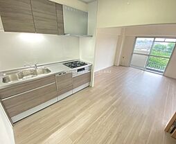 シャルマンコーポ草津 753 7階3LDKのリビング/ダイニング