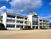 栗東市立大宝西小学校（769m）