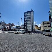 大黒屋オフィスビル　専用有料駐車場　詳しくは、お問い合わせ願います