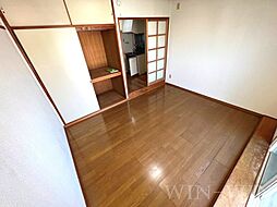 居間