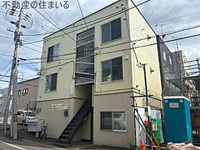 北海道札幌市南区澄川一条3丁目（賃貸アパート1R・3階・12.15㎡） その1