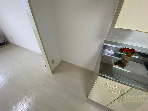 画像23:冷蔵庫置場もしっかりありますのでご安心ください。
